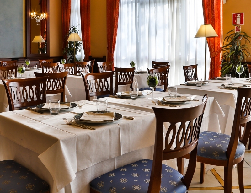 Try the Reggio Emilia cuisine at the BW Classic Hotel